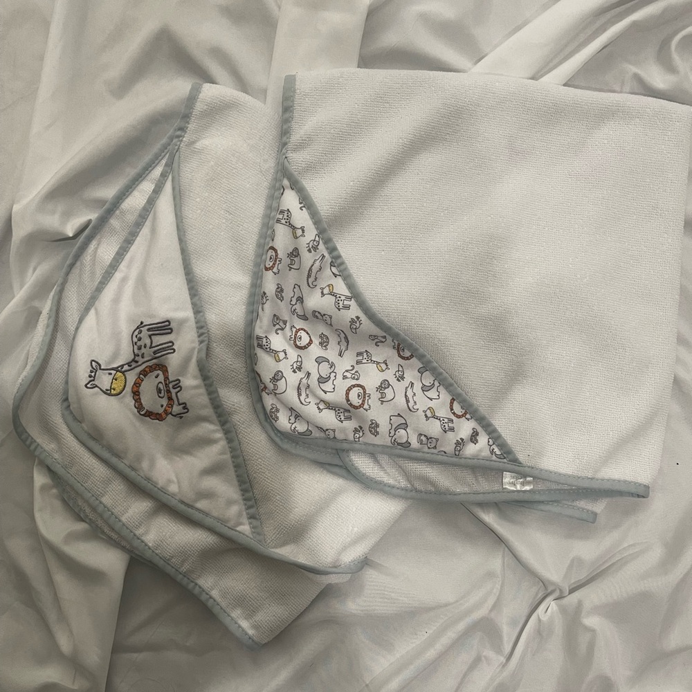 Baby Gear White Towel Blankets